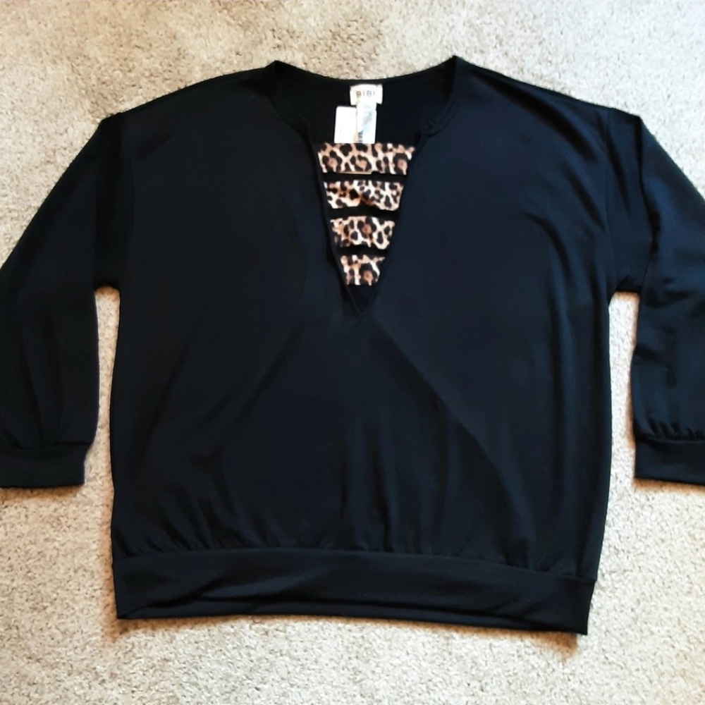 BiBi Long Sleeve Jersey Knit Top Black, Leopard Trim V-neck Size M - NWT - Picture 9 of 10